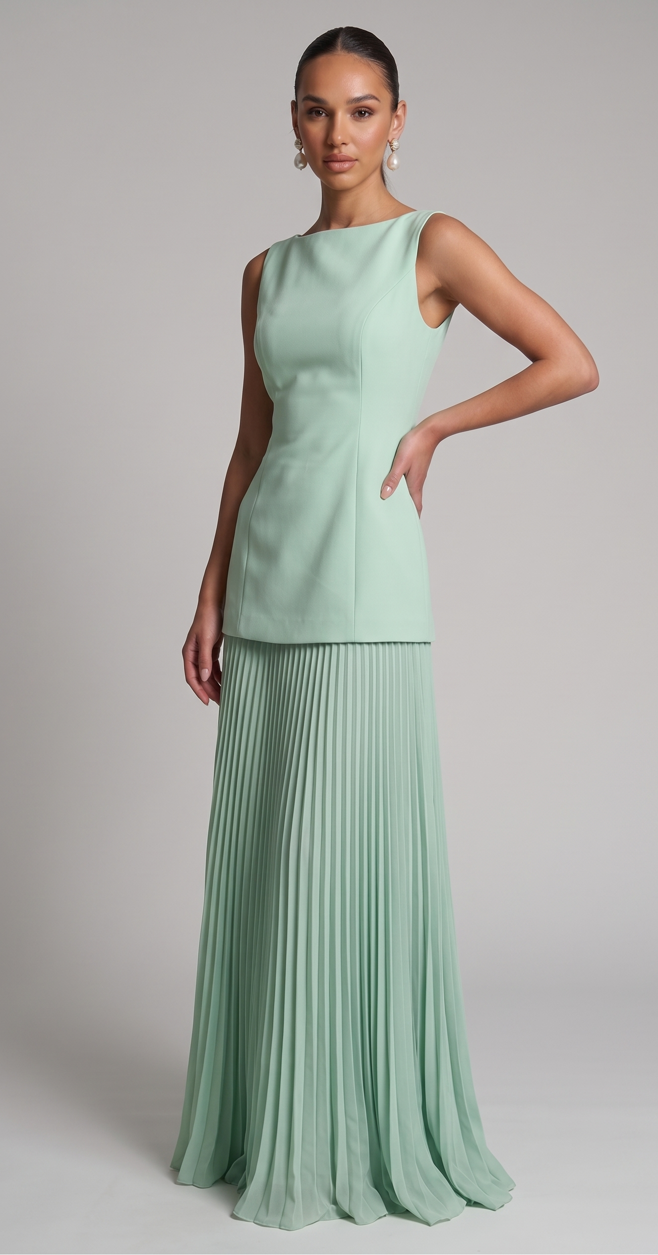 Plissiertes Maxikleid
