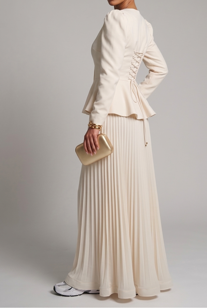 Elegantes Set mit plissiertem Rock