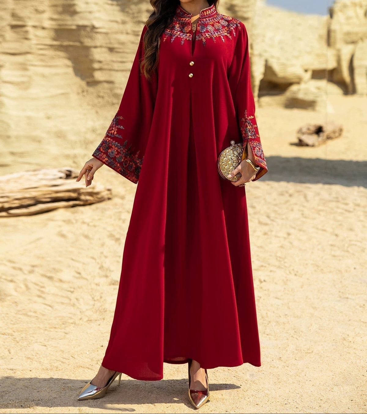 Seltene Abaya mit Ornamenten