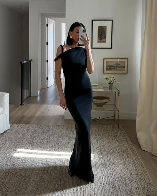 One-Shoulder Maxikleid