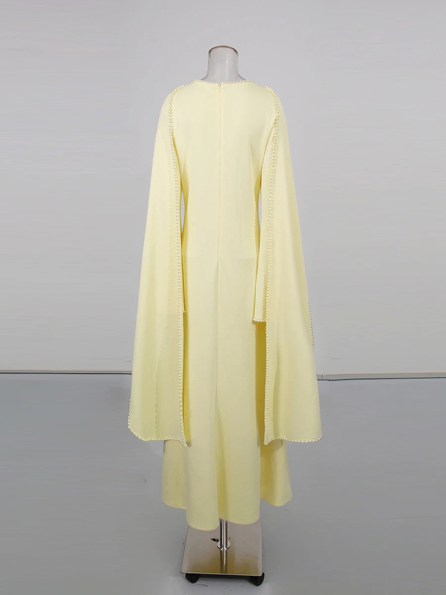 Abaya mit Perlenbesatz