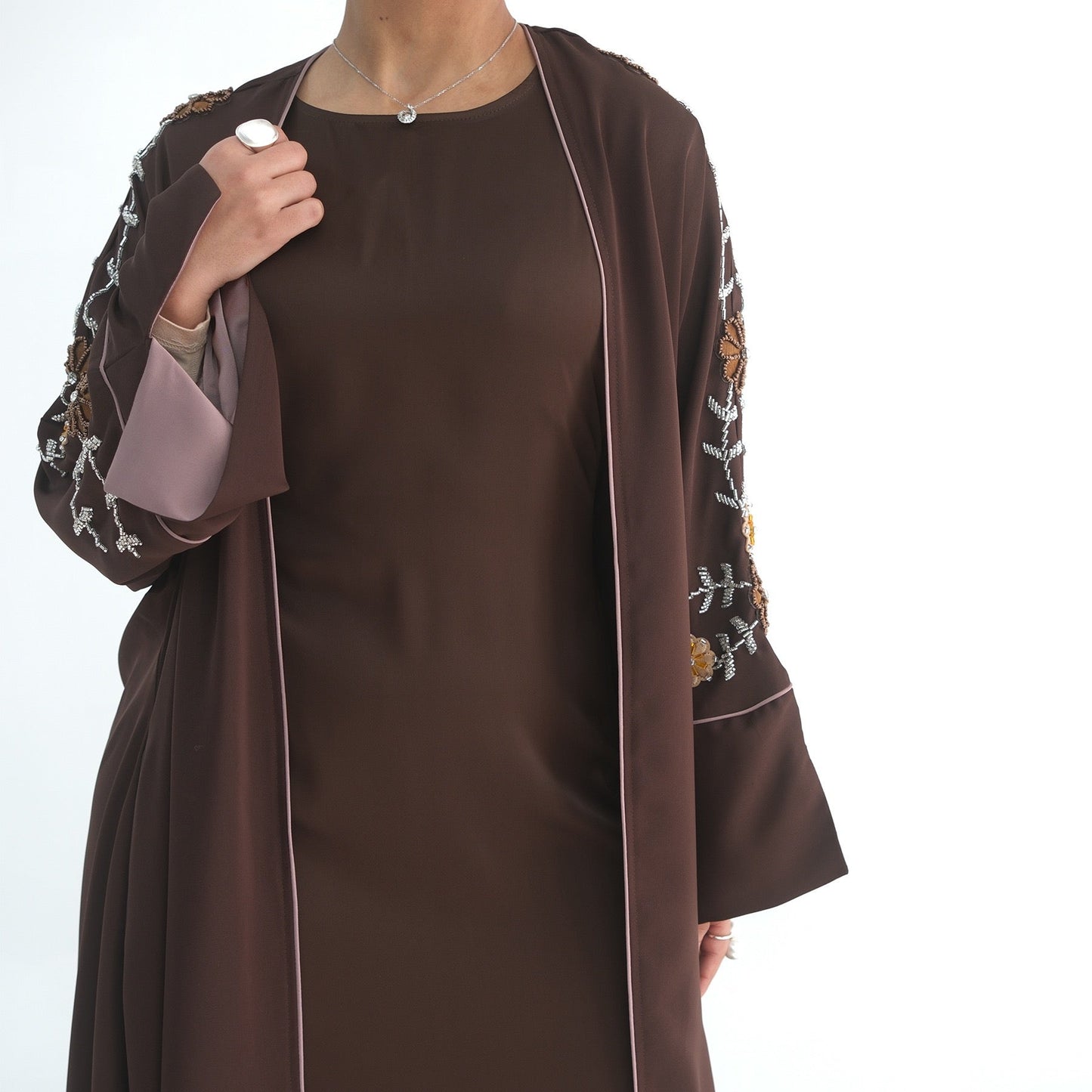 Bestickter Kimono mit Blumenmuster