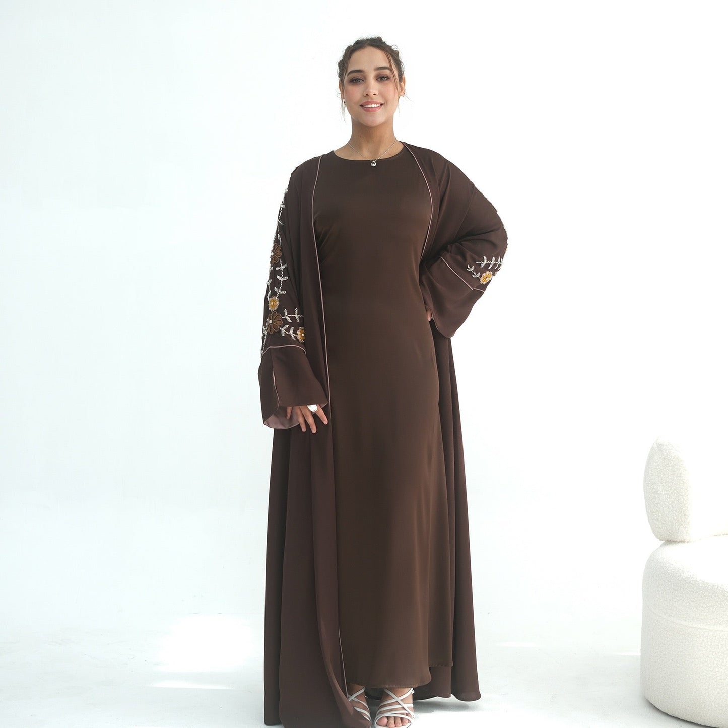 Bestickter Kimono mit Blumenmuster