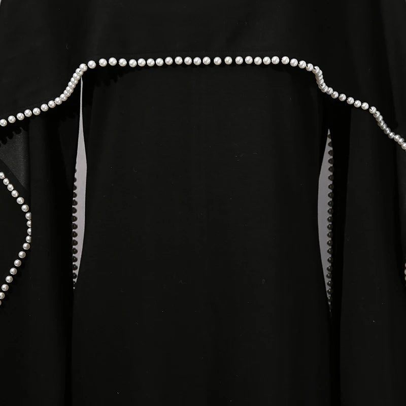 Abaya mit Perlenbesatz