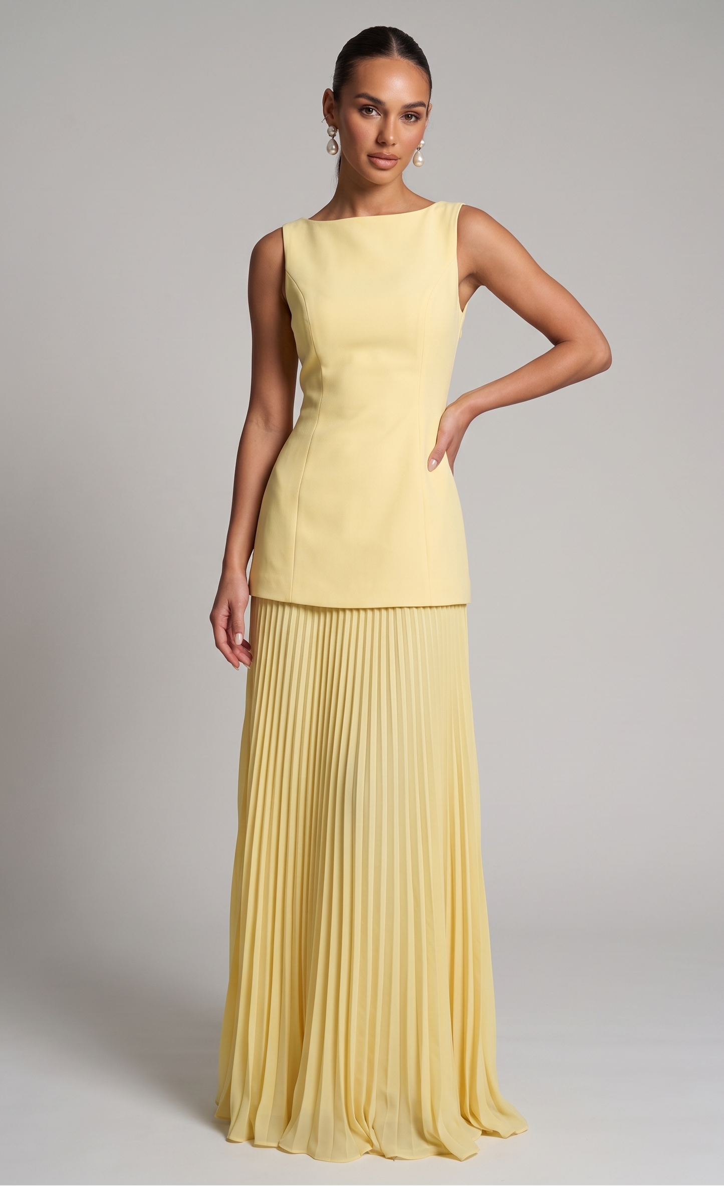 Plissiertes Maxikleid