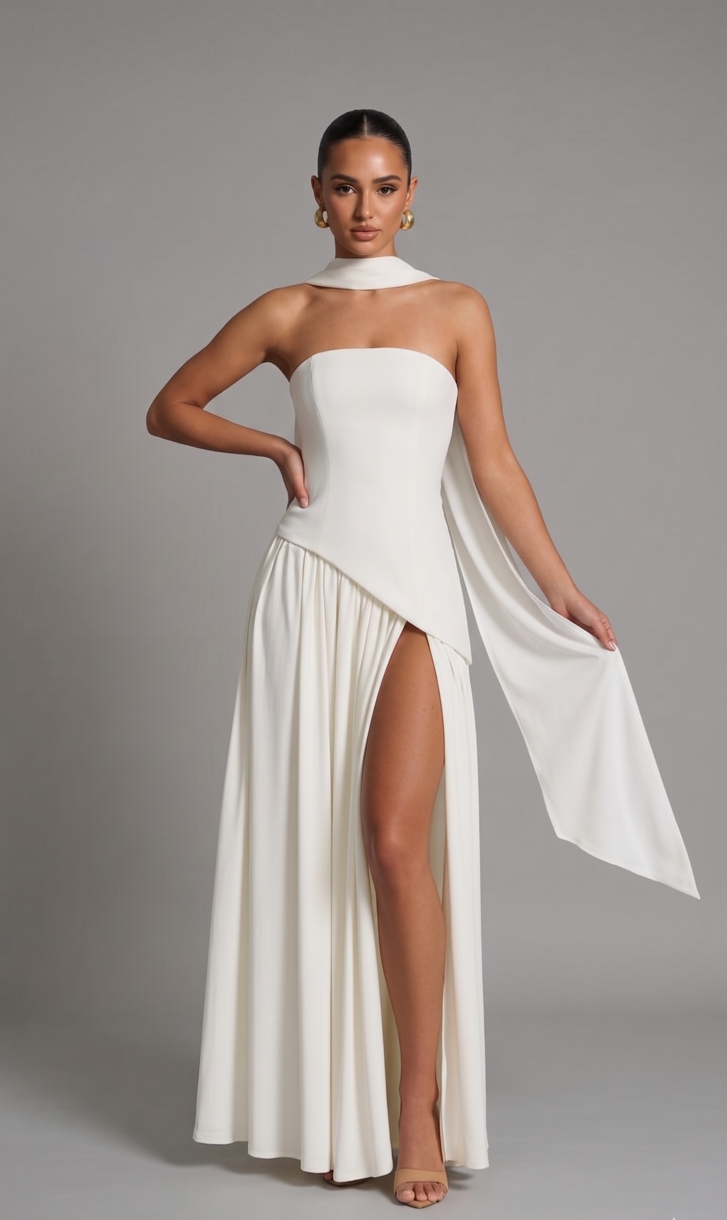 Elegantes Maxikleid mit Schal
