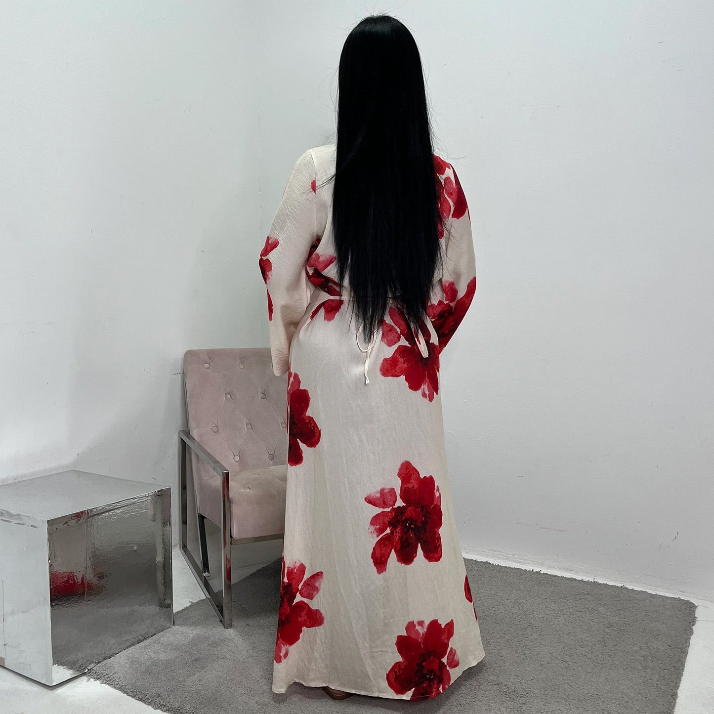 Abaya mit Blumenmuster