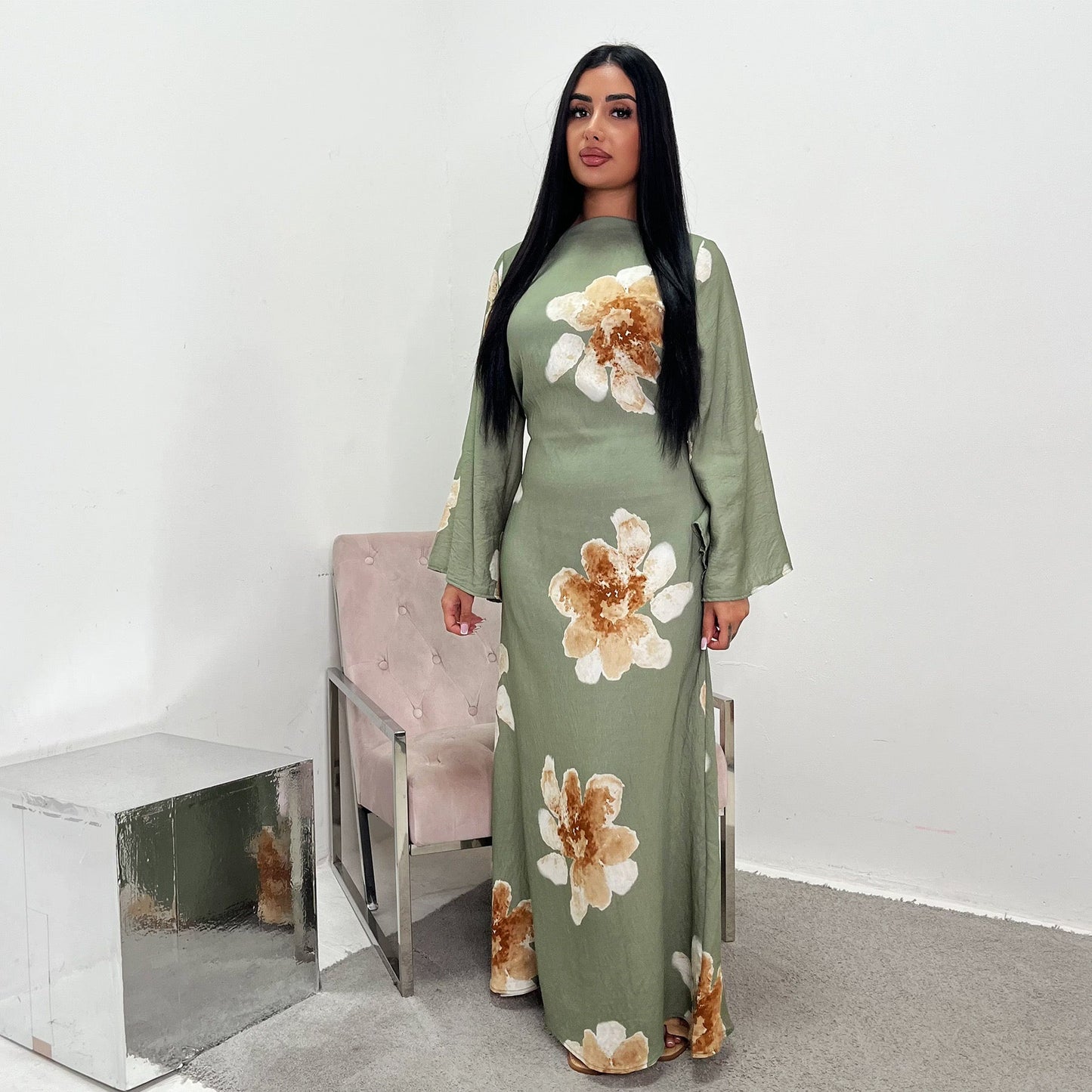 Abaya mit Blumenmuster