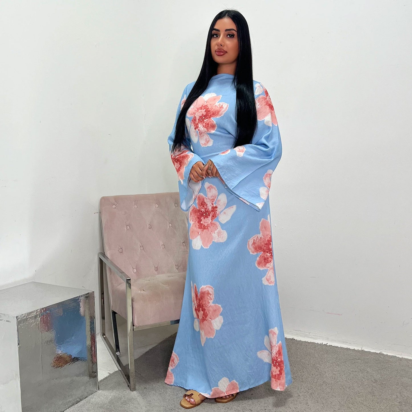 Abaya mit Blumenmuster