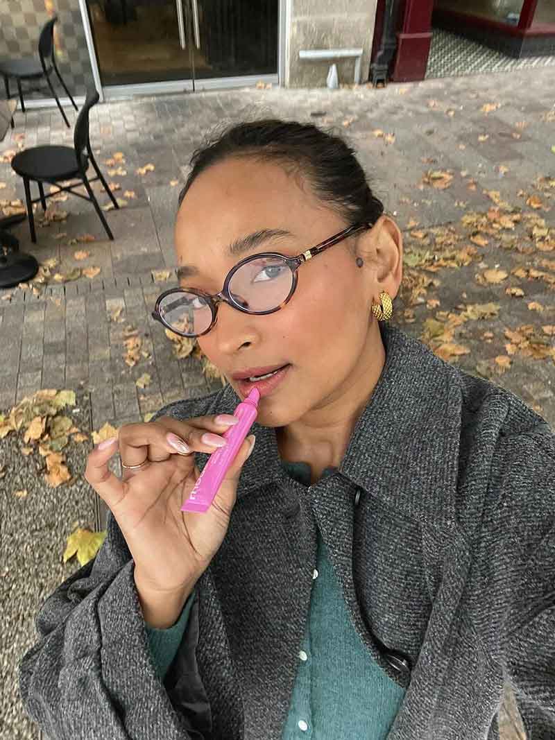 Brille in verschiedenen Farben
